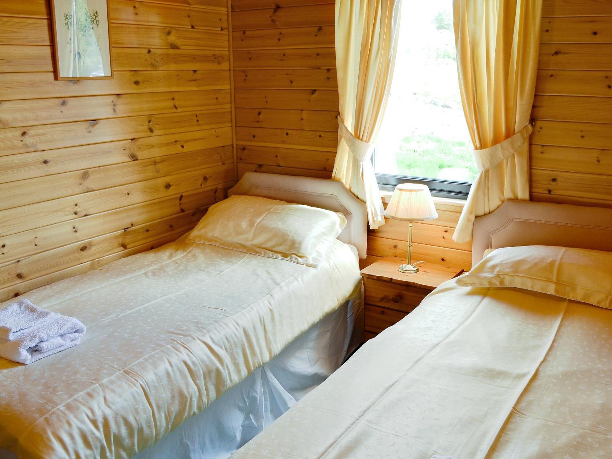 Larch Cottage - S4428 Kirkton of Glenisla ภายนอก รูปภาพ